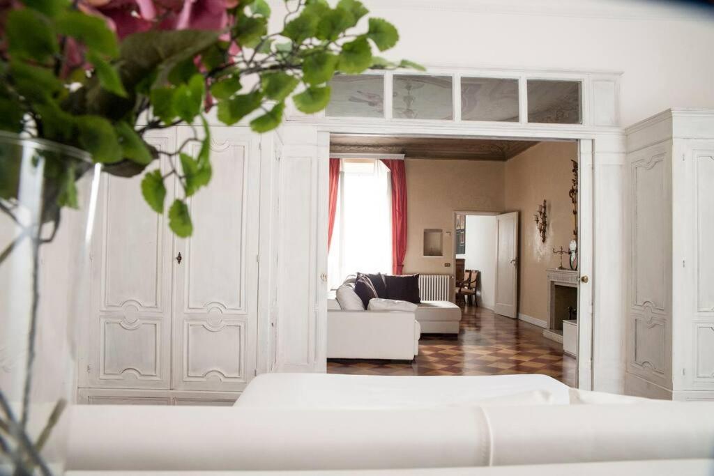 Spada Deluxe Apartment ฟลอเรนซ์ ภายนอก รูปภาพ